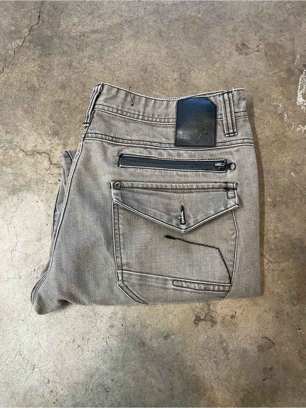 Marc Ecko Straight Fit Jeans